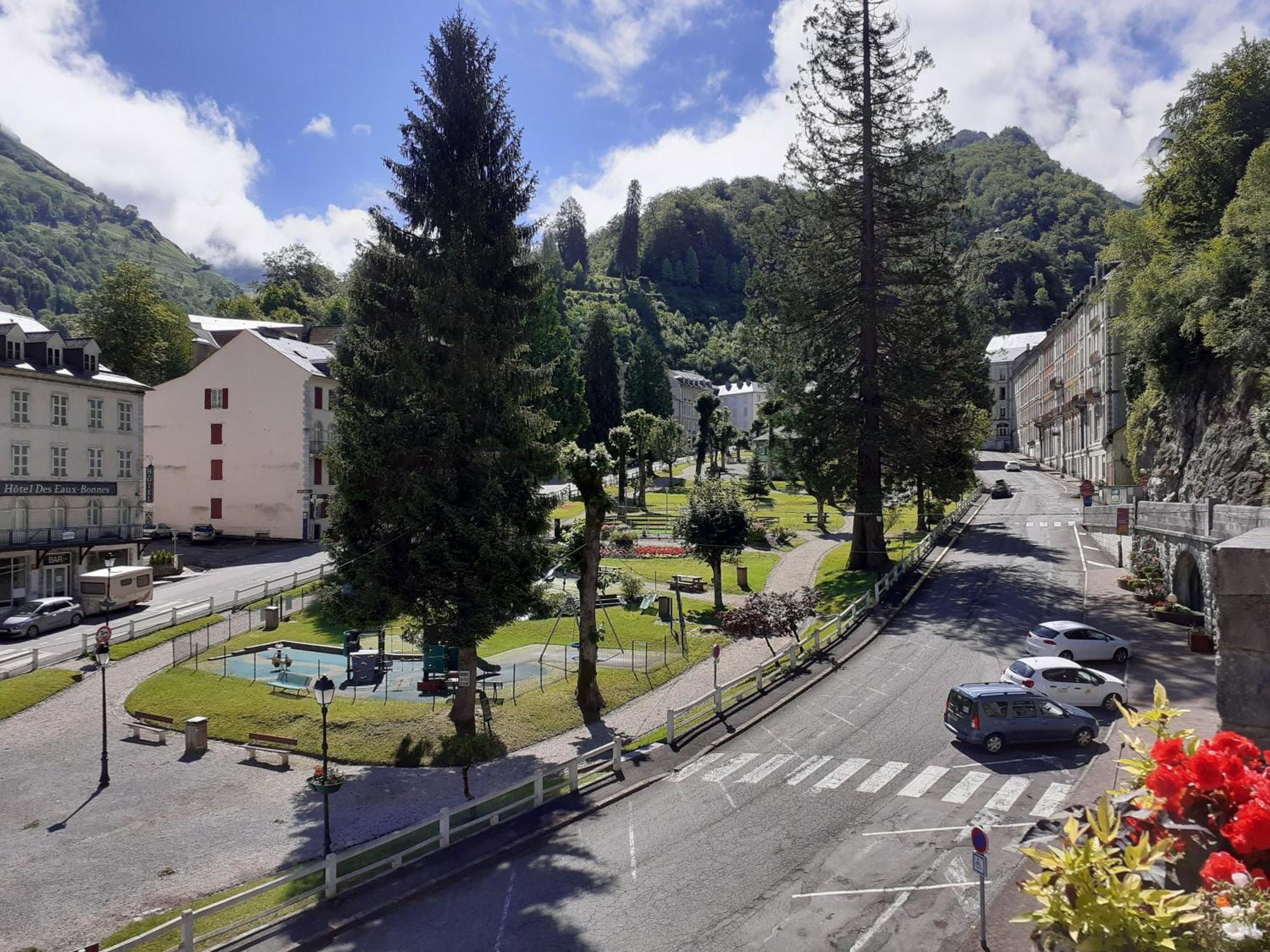 Beau Soleil Appartement Eaux-Bonnes Buitenkant foto